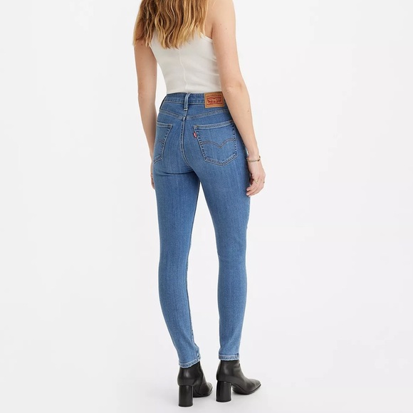 Levi’s 721 High Rise Skinny - Picture 2 of 8